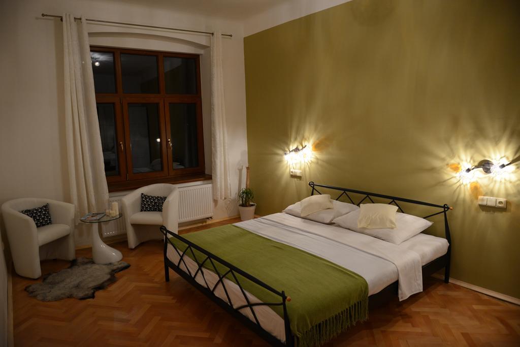 Apartment Rumunska Liberec Buitenkant foto